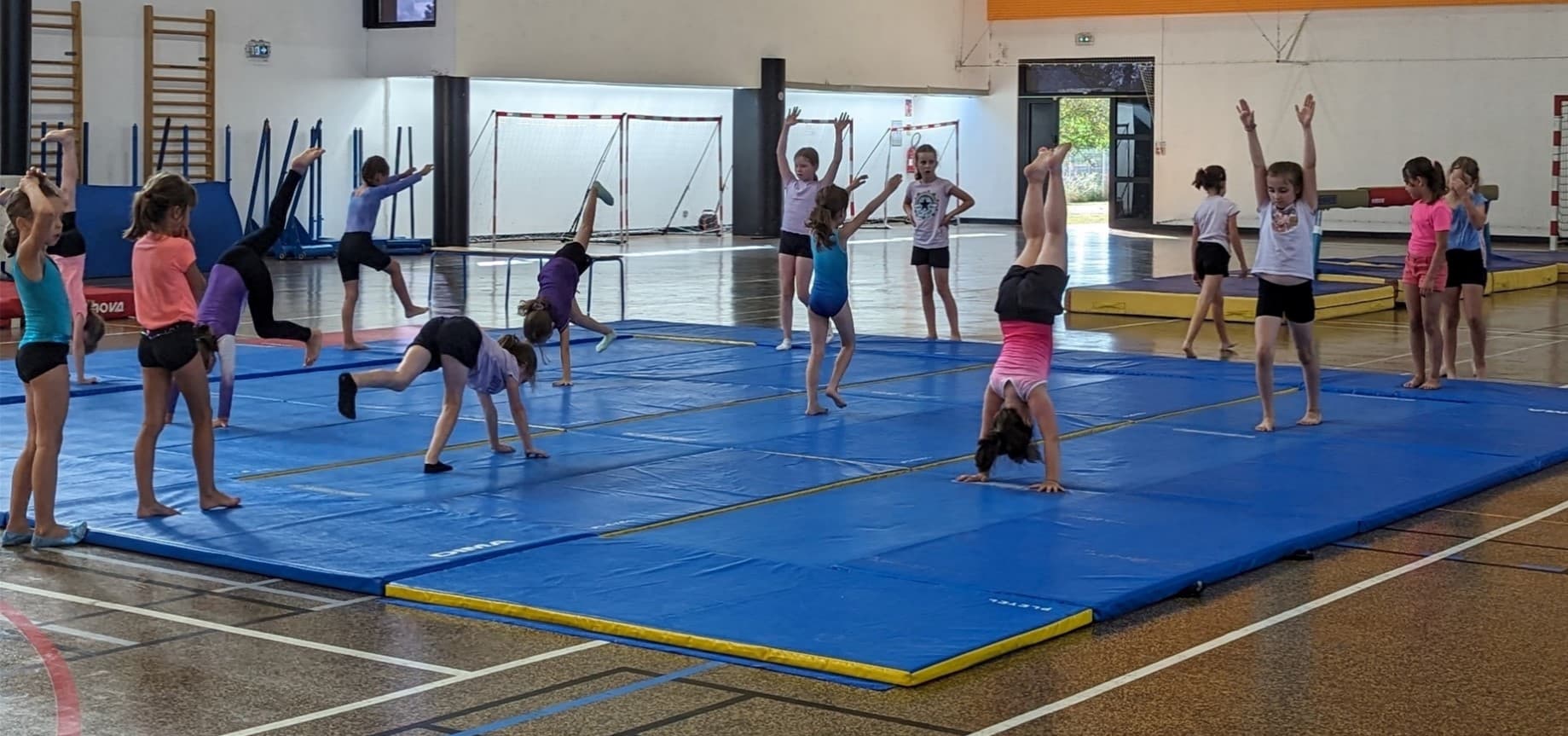 Photo activité : gym enfants